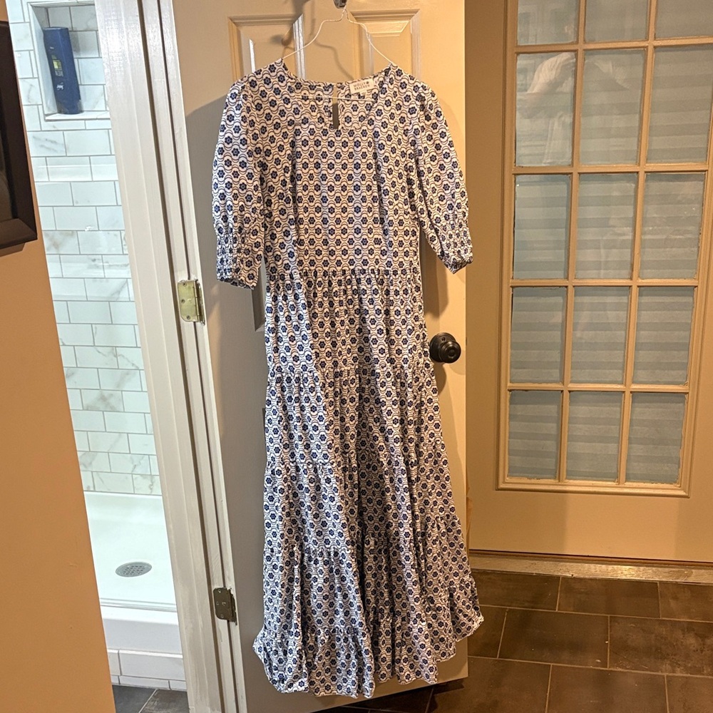Molly Bracken Blue and White Patterned Midi Dress